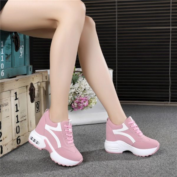 Chaussures de sport compensées à semelle intérieure rehaussante pour femmes