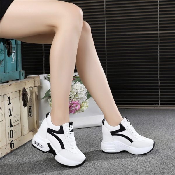 Chaussures de sport compensées à semelle intérieure rehaussante pour femmes