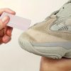 Effaceur Magique De Chaussures  - Formule Sans Eau, Idéal pour Éclaircir & Décontaminer, Parfait pour Bottes & Vêtements, Salon, Chambre, Salle de Bain, Cuisine, Toilette Utilisation, Chaussure Soins | Tache Élimination | Formule Sans Eau